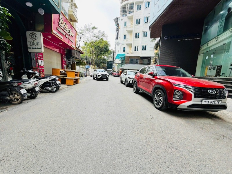 Bán nhà Phố Nguyễn Chánh 8 tầng thang máy KDVP hơn 30 tỷ – media 1