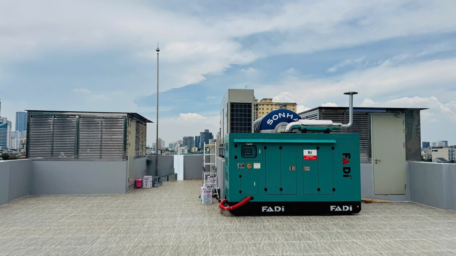 Bán tòa văn phòng mặt phố phường Yên Hòa 360m2, 10 tầng, mt12m giá hơn 300 tỷ Thông sàn – media 4