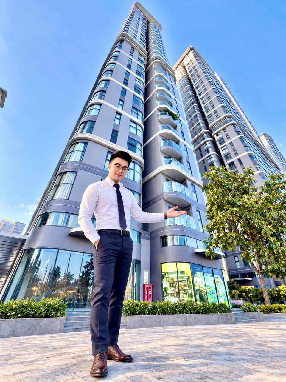 Shophouse Beverly trần cao 5,34m- xem thực tế mua trực tiếp. Booking now – media 1