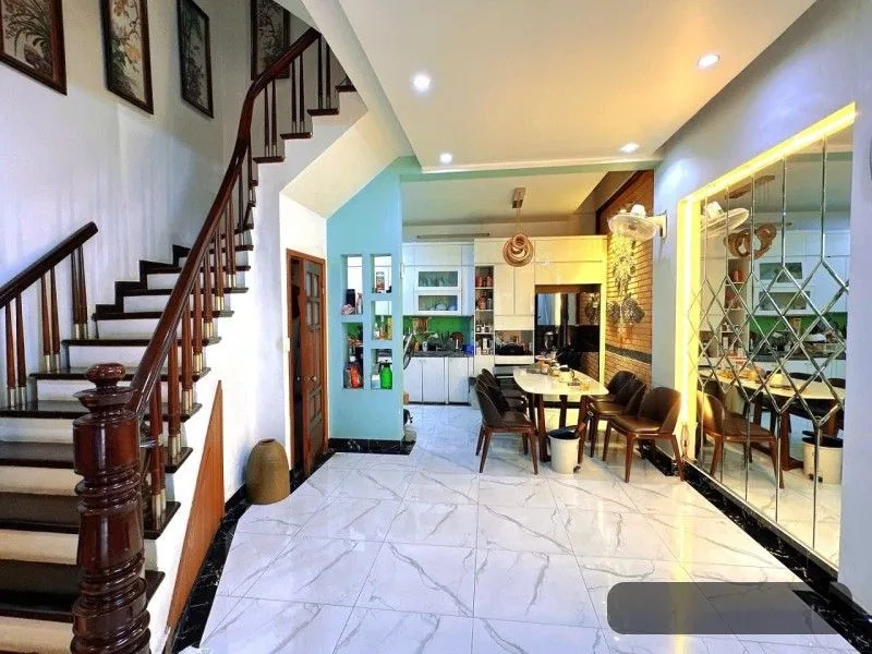 Bán Khách sạn Hoàng Long Nguyễn Văn Cừ 9 tầng thang máy 170 tỷ – media 4
