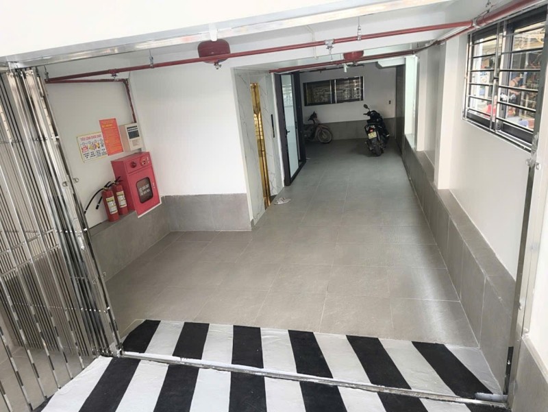 Bán nhà 8 tầng mặt phố kinh doanh đường La Thành nội thất mới ở kinh doanh giá rẻ nhất thời điểm – media 2