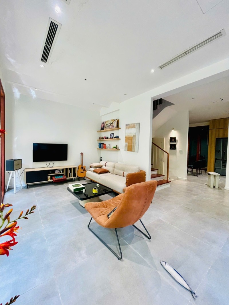 Bán BT nhà vườn 130m2, phố Linh Lang 4 tầng mt11m , hơn 50 tỷ CTL – media 5